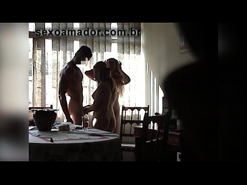 ❤️ სექსის მეგობრები იწვევენ გიგანტურ მამაკაცს და მასთან ერთად სამეულს ❤❌ დაბურული ჩვენთან ❤